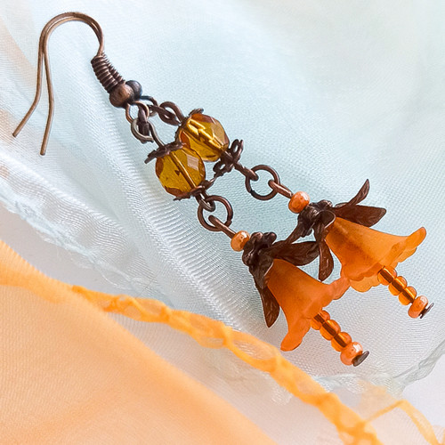 Ketlované vintage náušnice Orange trumpet flowers