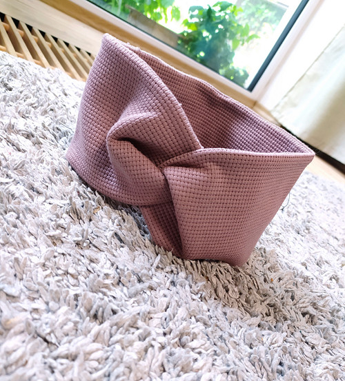 Čelenka starorůžová křížená — foto 1