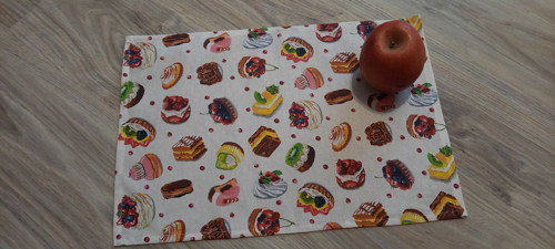 Prostírání , svačinový ubrousek textilní Dortík