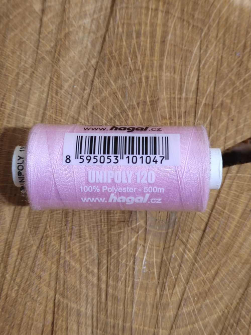 Polyesterové nitě Unipoly návin 500 m 330 Candy — foto 1