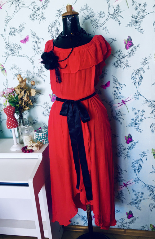 Šaty Carmen — foto 1