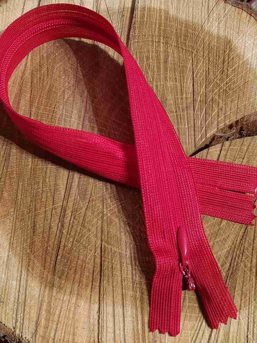 Spirálový zip skrytý No 3 délka 30 cm dederon