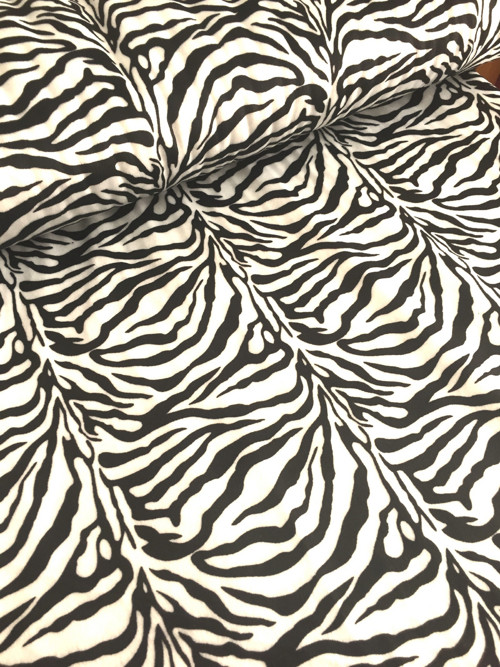Imitace zvířecí kůže - zebra - posledních 75cm
