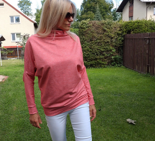 Mikina - víc barev