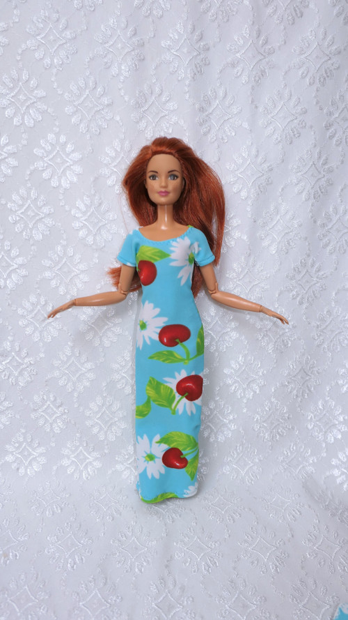 Barbie -dlouhé plážové šaty