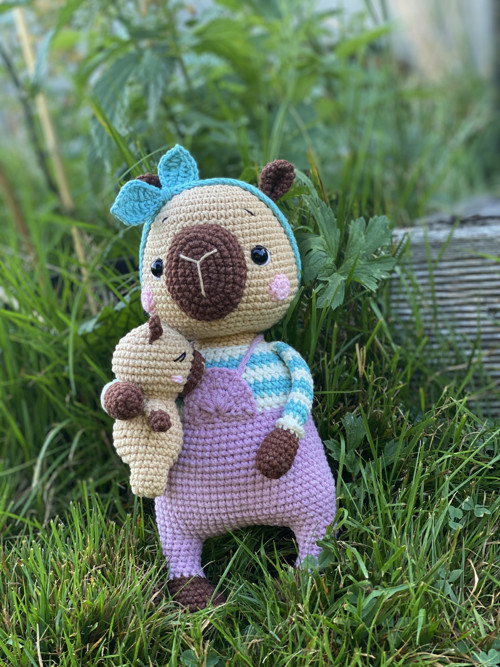 Háčkovaná capybara Lea…