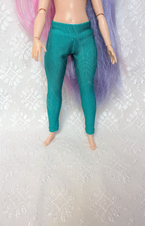 Barbie baculka - legíny — foto 1