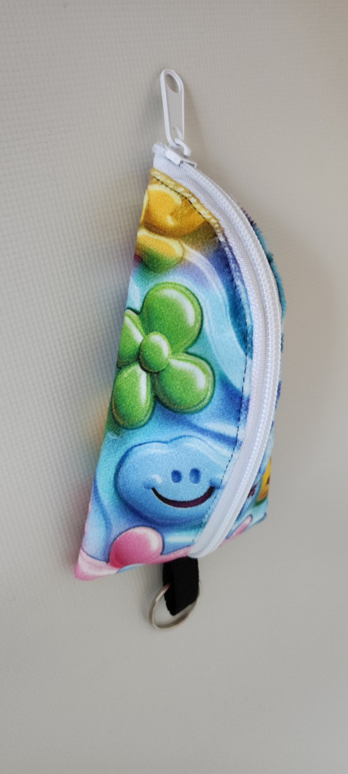 3D smajlíková klíčenka.