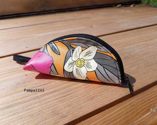 Koženková klíčenka s karabinkou