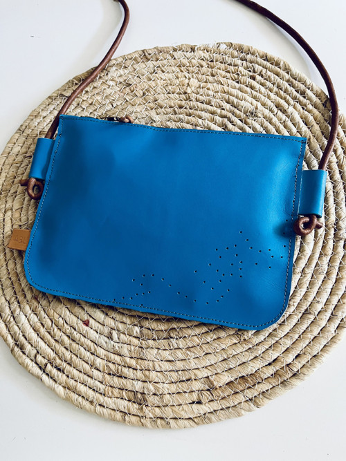 Kožená taštička crossbody vlna tyrkysová