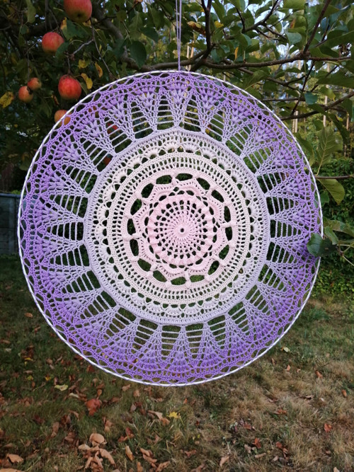 Háčkovaná mandala — foto 1