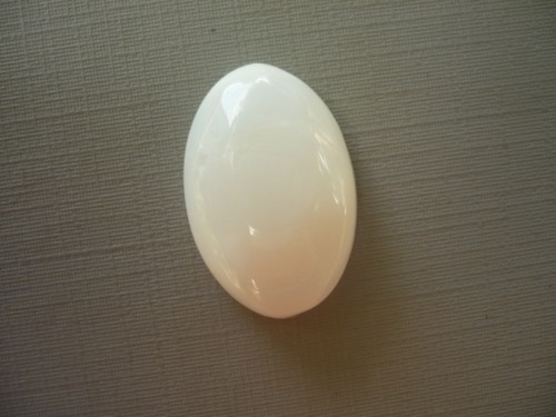 Kabošon – bílý opál 24 mm, č.30f