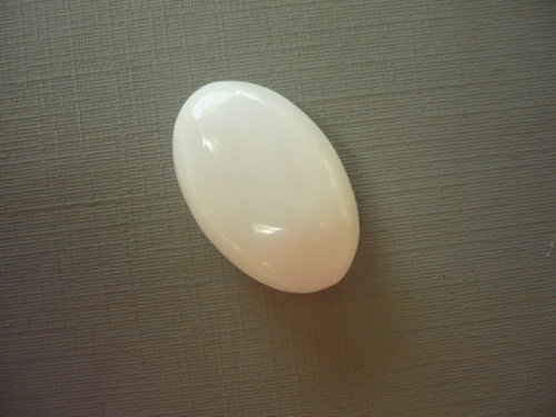 Kabošon – bílý opál 24 mm, č.36f