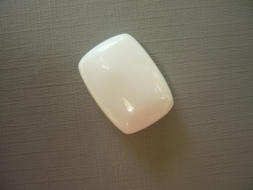 Kabošon – bílý opál 22 mm, č.43f