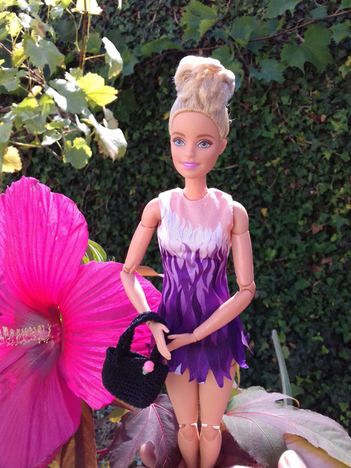 Háčkovaná kabelka pro Barbie panenky