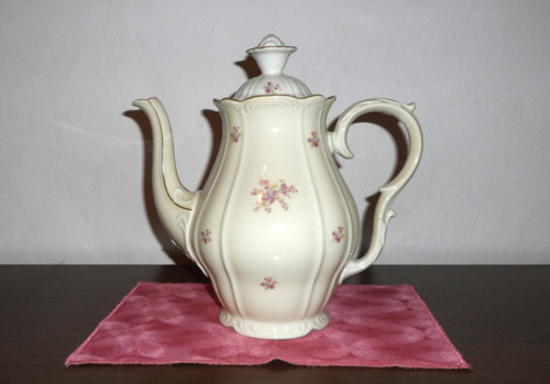 Porcelánová kuchyňská čajová / kávová KONVICE