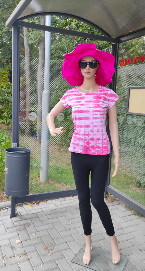 Dámské tričko "love" vel. S — foto 1