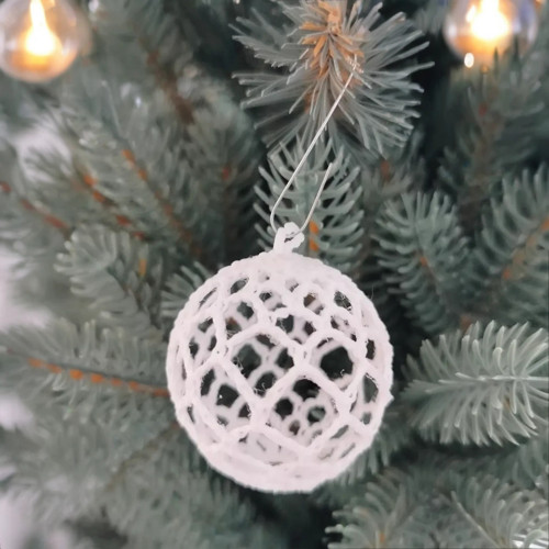 Háčkovaná vánoční koulička 3D
