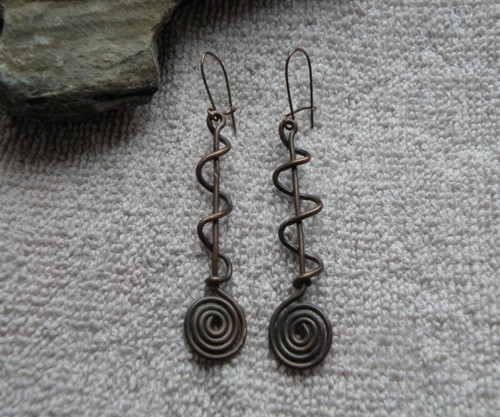 Měděné naušnice- spirálkové
