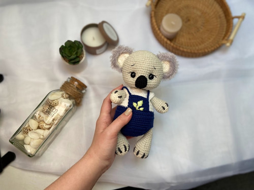 Háčkovaná koala - modrá