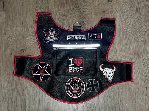Motorkářská vesta pro psího kámoše