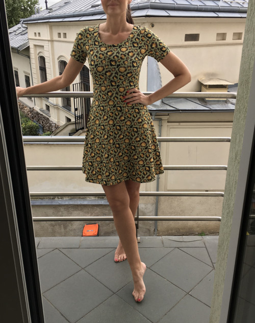 Šaty — foto 1