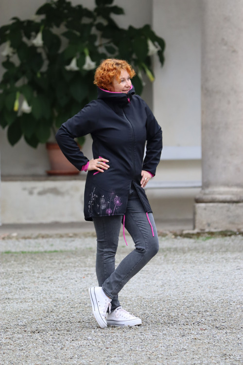 Bunda ze zimního sofhtshellu- autorský sítotisk
