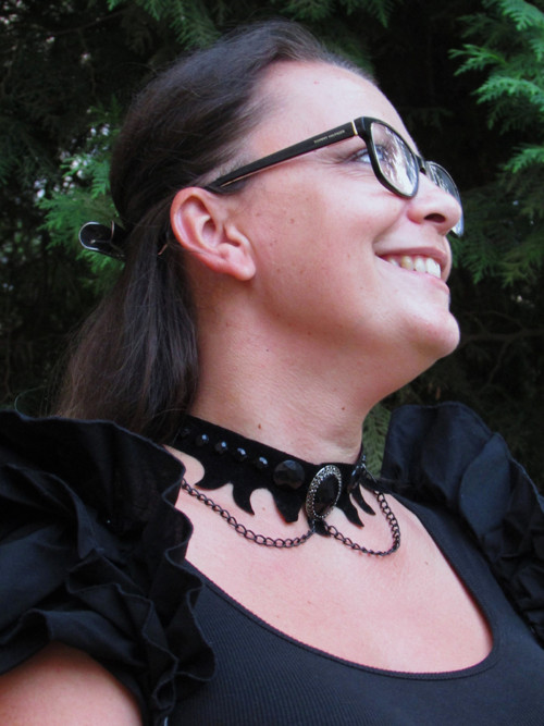Choker s kamenem