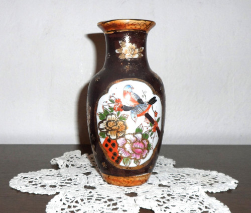 Porcelán VÁZA zlacená, orientální • Bone China