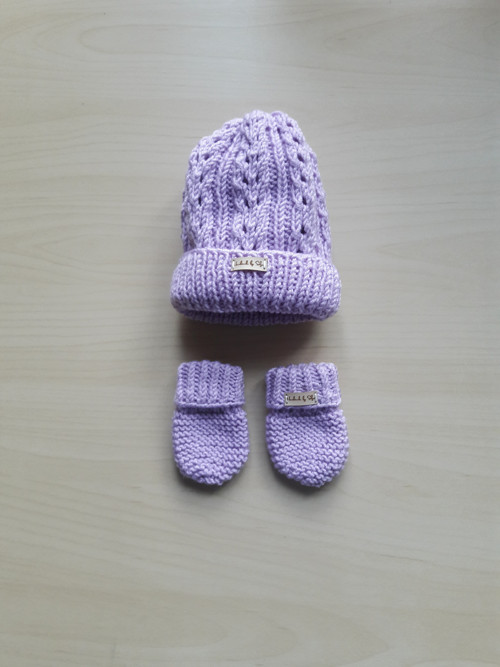 Sada čepička a rukavičky pro miminka 1 - 6 měsíců