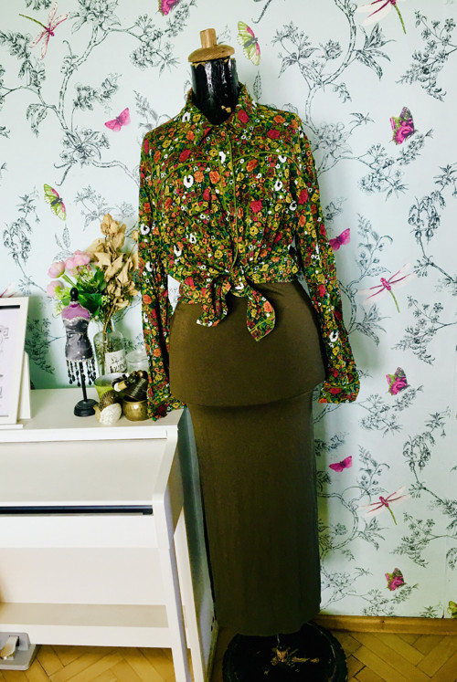 Sukně pencil khaki — foto 1