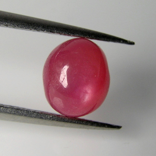 Přírodní růžový Rubín, 3,02 ct., 7,5x6,4x5,4 mm