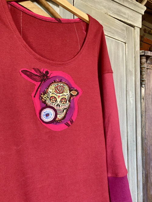"La Muerte", extrapružné triko