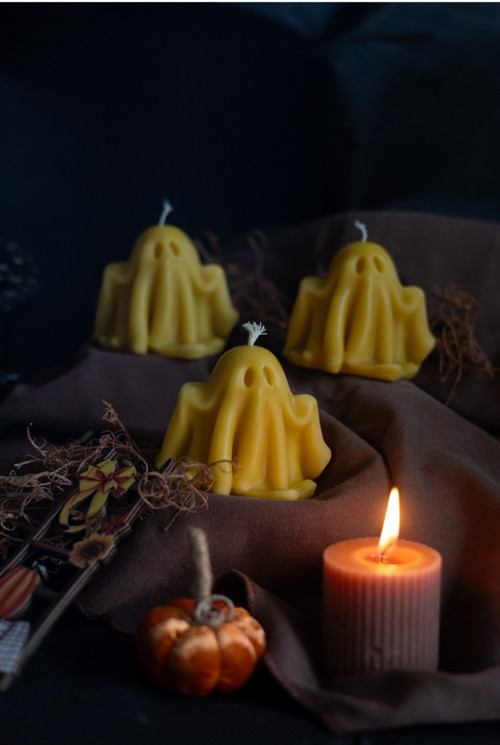 Roztomilá ekologická svíčka " Boo"