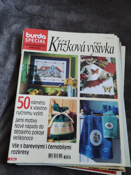 Burda - Křížková výšivka