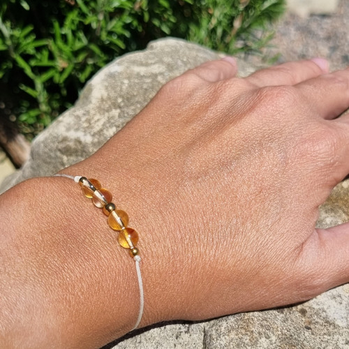Náramek CITRÍN šňůrkový 6mm GOLD