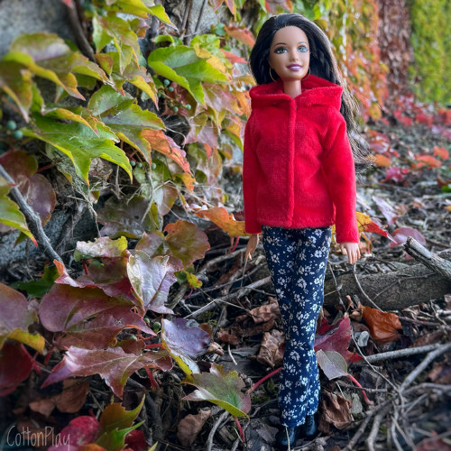 Tmavě modré kalhoty s kytičkami pro Barbie