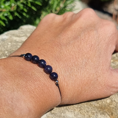 Náramek GOLDSTONE BLUE šňůrkový 6mm