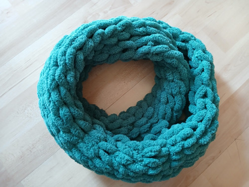 Měkký pletený nákrčník puffy (zelená-smaragdová)