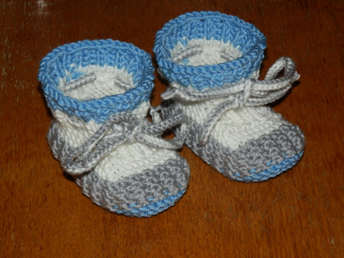 M6 - bačkůrky z merina, vel.9 cm