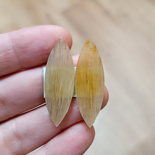 Rutil s křemenem, ID 4342, 35x12 mm - výprodej