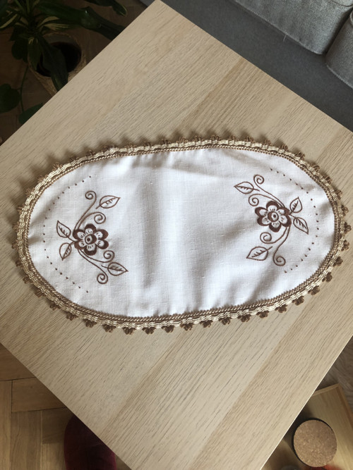 Vyšívaná dečka