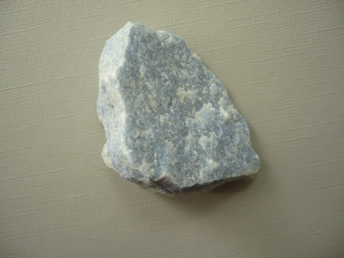 Surový - modrý křemen 48 mm, č.18f
