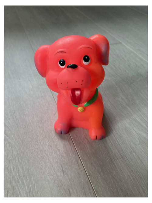 Gumový pískací pejsek