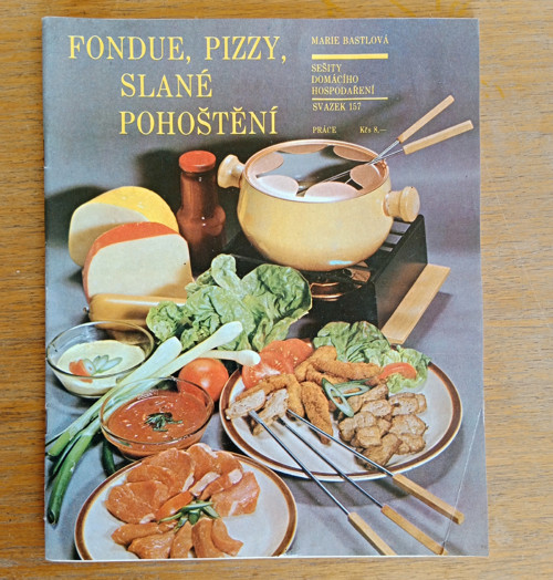 Fondue, pizzy, slané pohoštění — foto 1