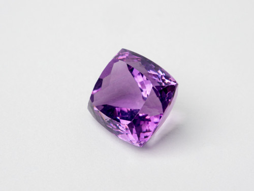 Ametyst přírodní 21,45 ct úchvatný výbrus