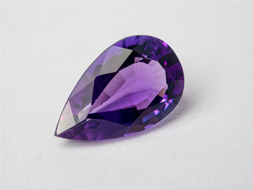 Ametyst přírodní 10,73 ct překrásný kámen