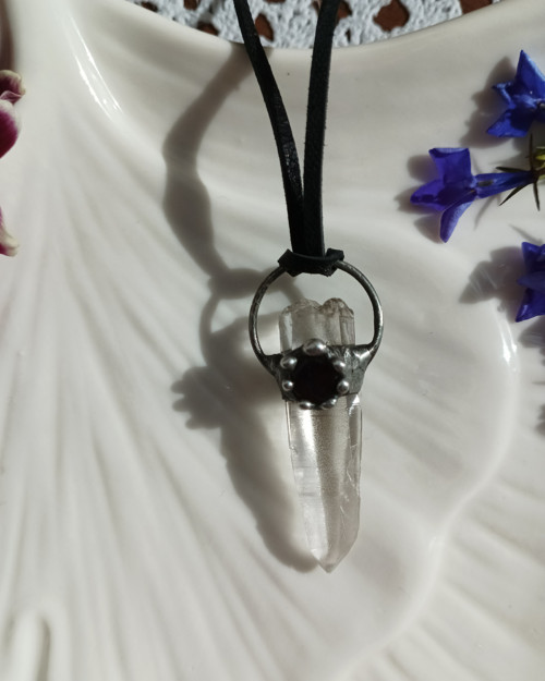 Fantasy křišťálová špice s ametystem