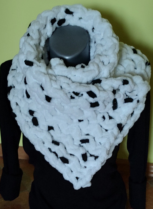 Elegantní teplý šál