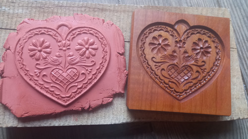 Srdíčko-dřevěná forma 10x8cm